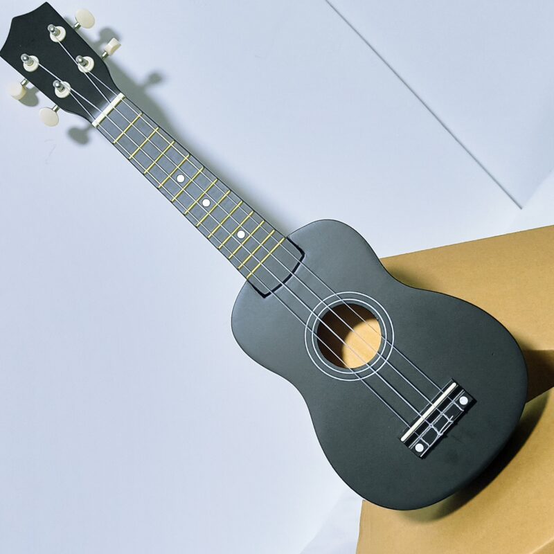 Ukelele Soprano UK-BB2S Colores, Importado