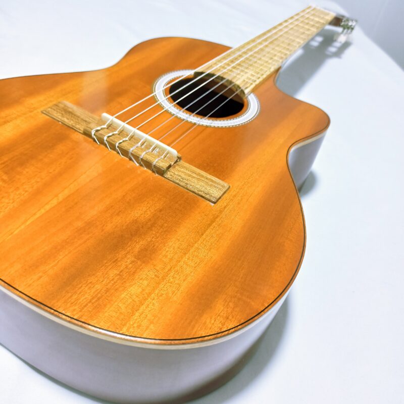Requinto Puntero Acustico Pino, Nacional