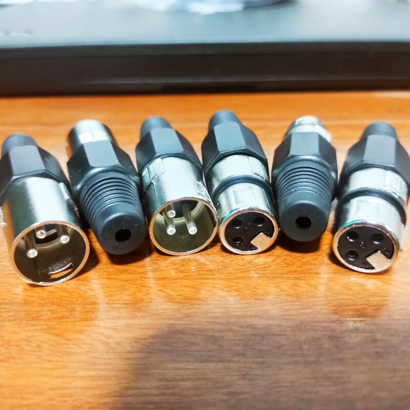 Conector XLR Soldar Plastico Hembra